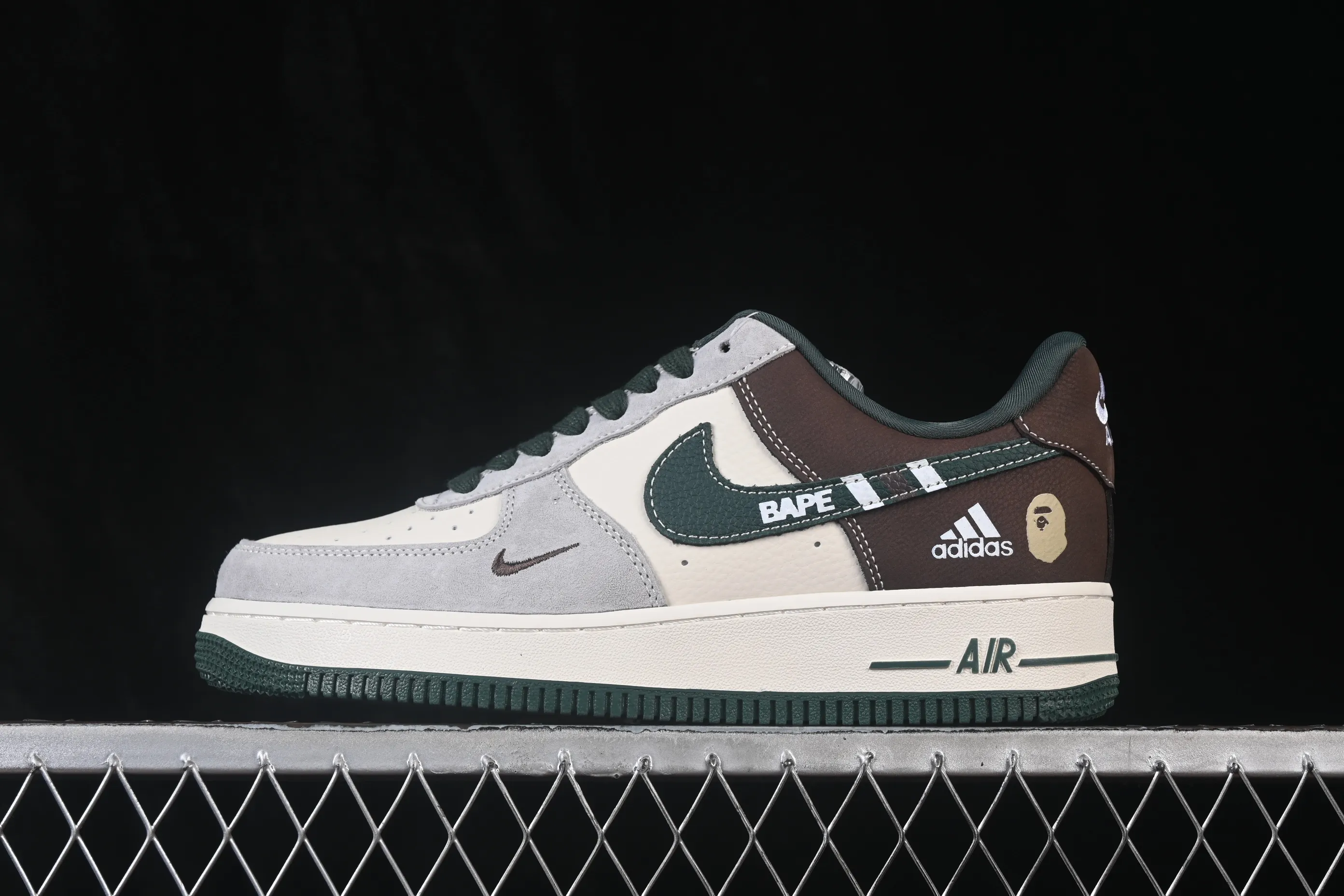 All categories Nk Air Force 1 Air Force series Nk Air Force 1 Low Air Force low-top Nike Air Force 1'07 Low joint model Air Force 1 low-top casual sneakers DW8806-012